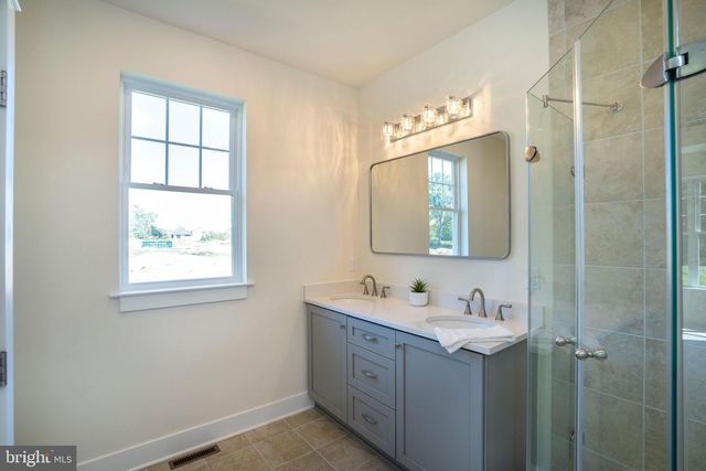 142 APPLE VIEW DR, State College, PA 16801