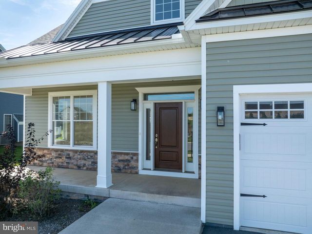 142 APPLE VIEW DR, State College, PA 16801