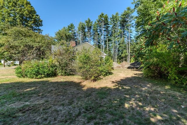 34 Brookside Ave, Greenfield, MA 01301