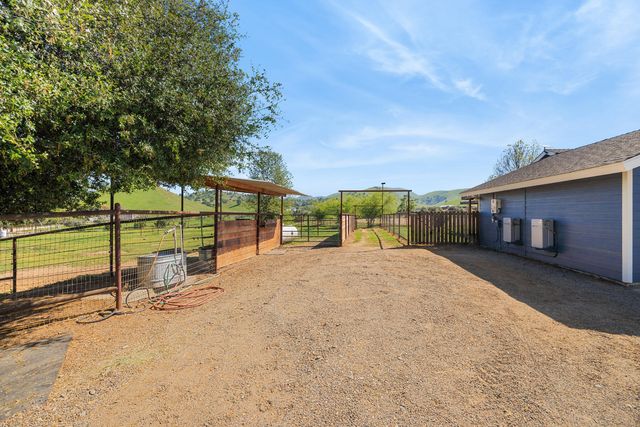 31393 Dahlem Drive, Exeter, CA 93221