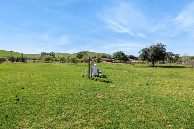 31393 Dahlem Drive, Exeter, CA 93221