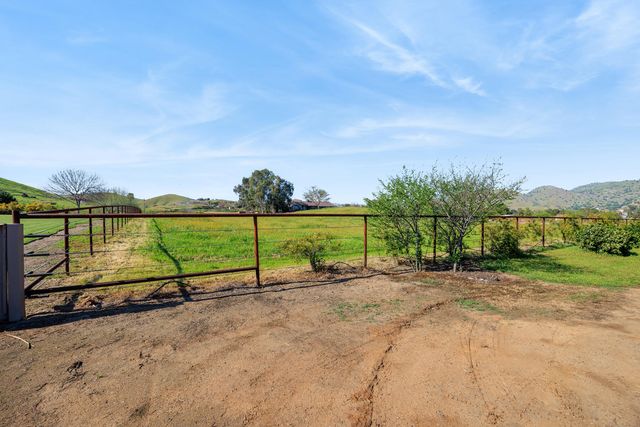 31393 Dahlem Drive, Exeter, CA 93221