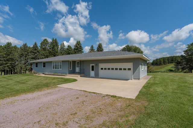 39321 141st Avenue, Montgomery, MN 56069