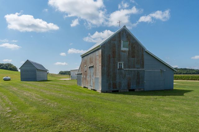 39321 141st Avenue, Montgomery, MN 56069