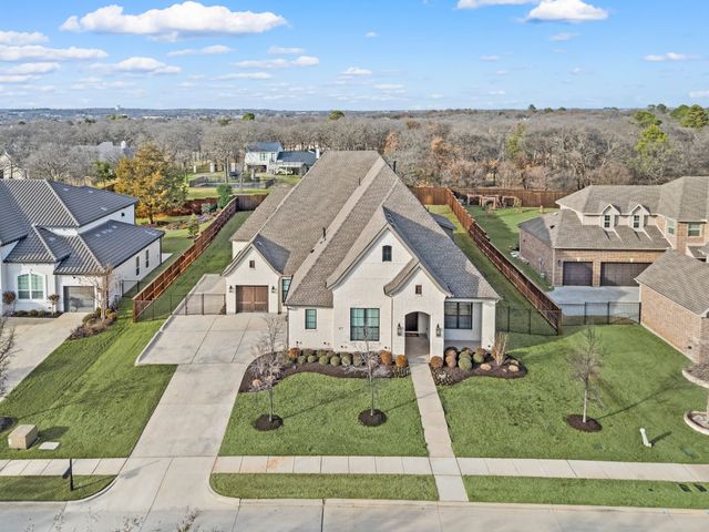 704 Rembrandt, Colleyville, TX 76034