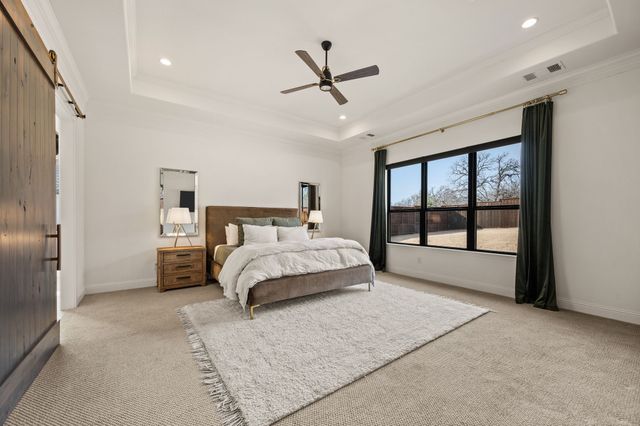 704 Rembrandt, Colleyville, TX 76034