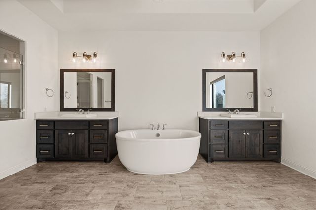 704 Rembrandt, Colleyville, TX 76034