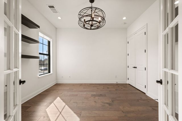 704 Rembrandt, Colleyville, TX 76034