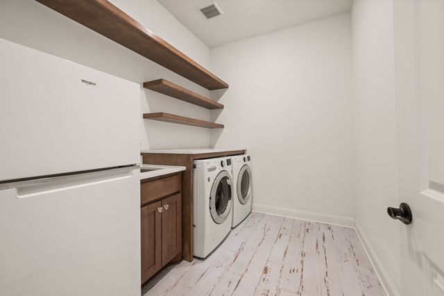 704 Rembrandt, Colleyville, TX 76034