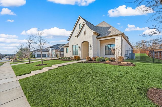 704 Rembrandt, Colleyville, TX 76034