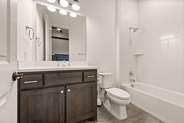 704 Rembrandt, Colleyville, TX 76034