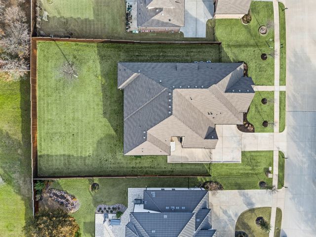 704 Rembrandt, Colleyville, TX 76034