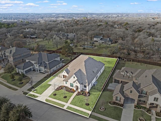 704 Rembrandt, Colleyville, TX 76034