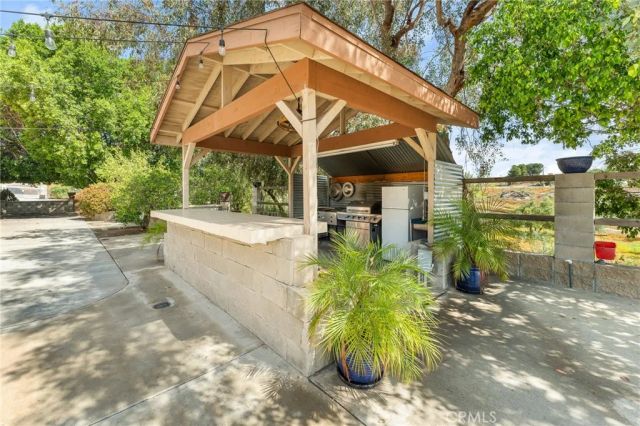 17234 Gamble Avenue, Riverside, CA 92504