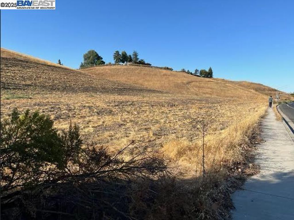 2901 Las Positas Rd, Livermore, CA 94551