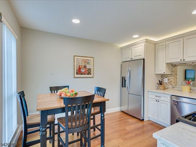 100 Goodwin Dr, North Brunswick Twp., NJ 08902