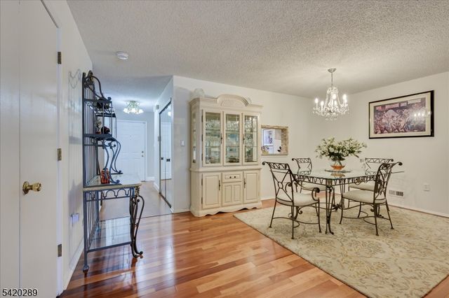 100 Goodwin Dr, North Brunswick Twp., NJ 08902