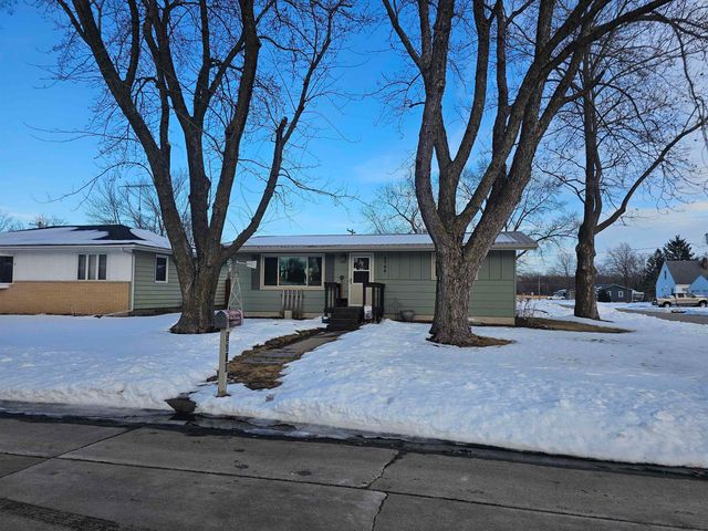 1700 Ohio Ave Avenue, Charles City, IA 50616