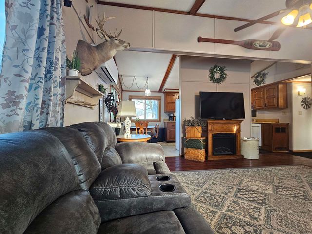 1700 Ohio Ave Avenue, Charles City, IA 50616