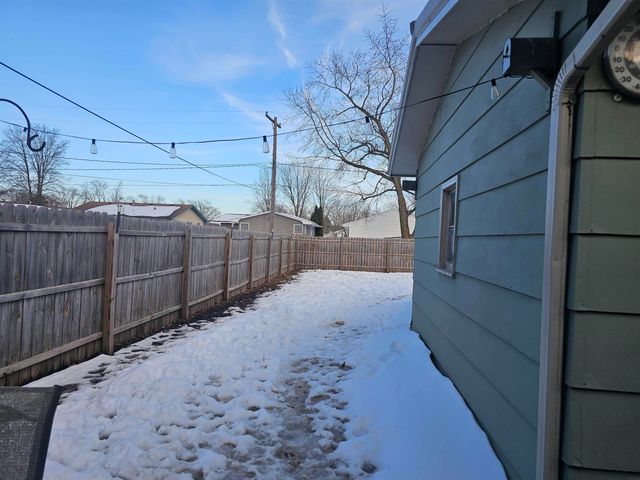 1700 Ohio Ave Avenue, Charles City, IA 50616