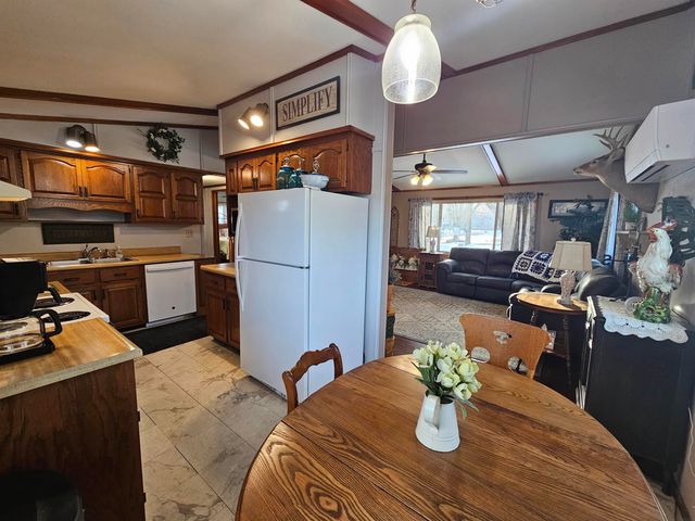 1700 Ohio Ave Avenue, Charles City, IA 50616