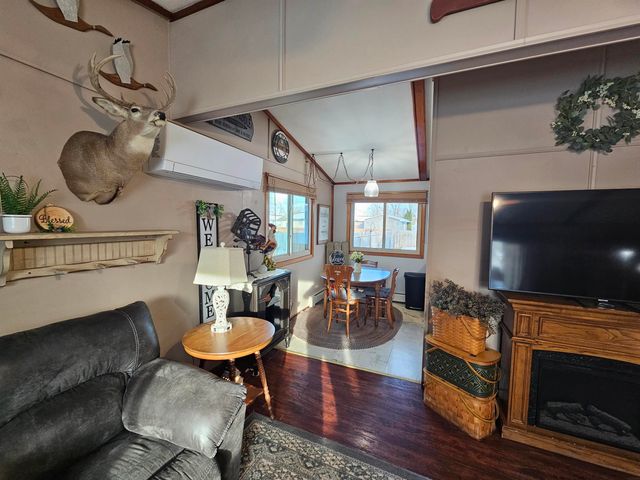 1700 Ohio Ave Avenue, Charles City, IA 50616