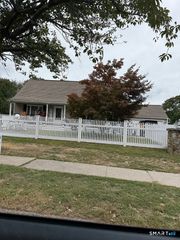 1414 Huntington Road, Stratford, CT 06614