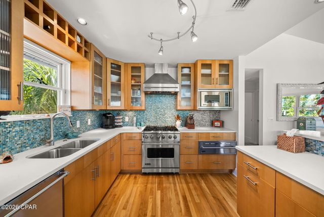 5706 S Lagoon Drive, Panama City, FL 32408