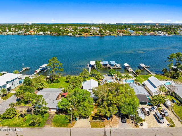 5706 S Lagoon Drive, Panama City, FL 32408