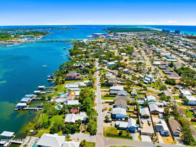 5706 S Lagoon Drive, Panama City, FL 32408