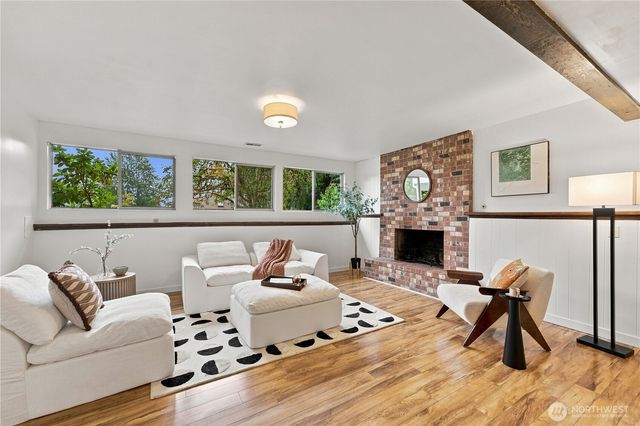 318 228th Street SE, Bothell, WA 98021