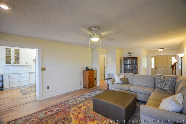 18 Sandy Point, Sanford, NC 27332