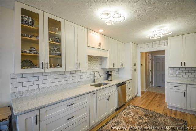 18 Sandy Point, Sanford, NC 27332