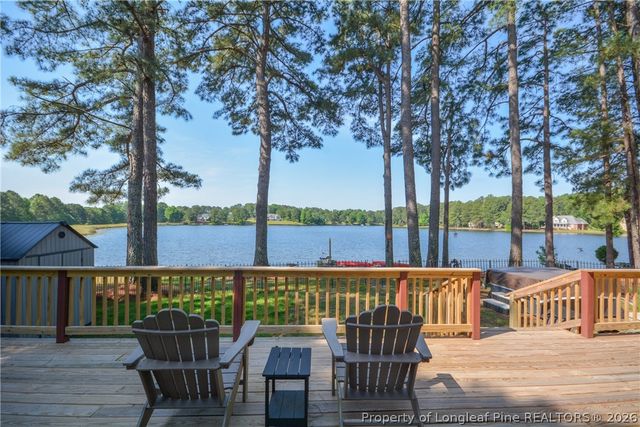 18 Sandy Point, Sanford, NC 27332