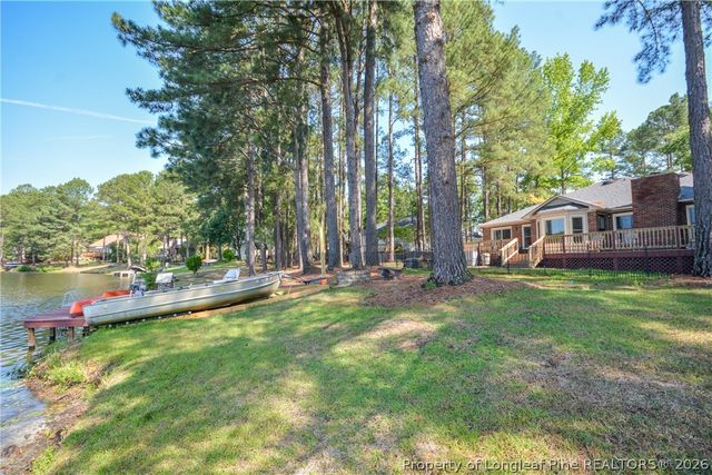18 Sandy Point, Sanford, NC 27332