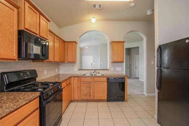 15702 Flagstone Walk Way, Houston, TX 77049