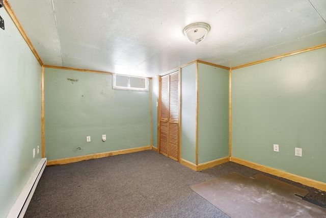 17 Saint James St, Dracut, MA 01826
