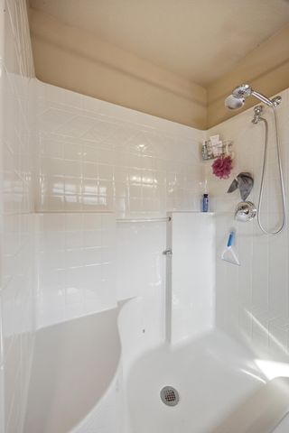4219 50th Avenue S, Fargo, ND 58104
