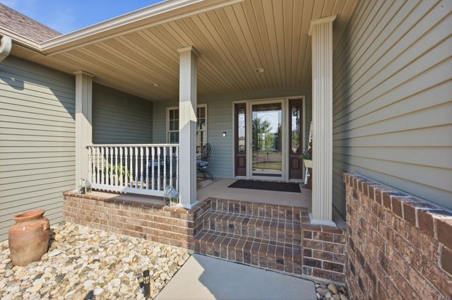 4219 50th Avenue S, Fargo, ND 58104