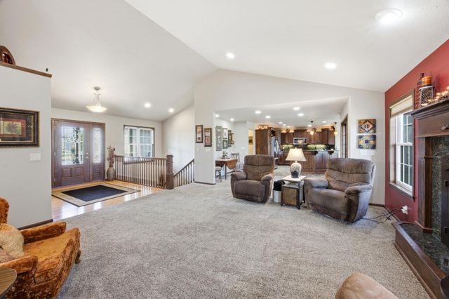 4219 50th Avenue S, Fargo, ND 58104