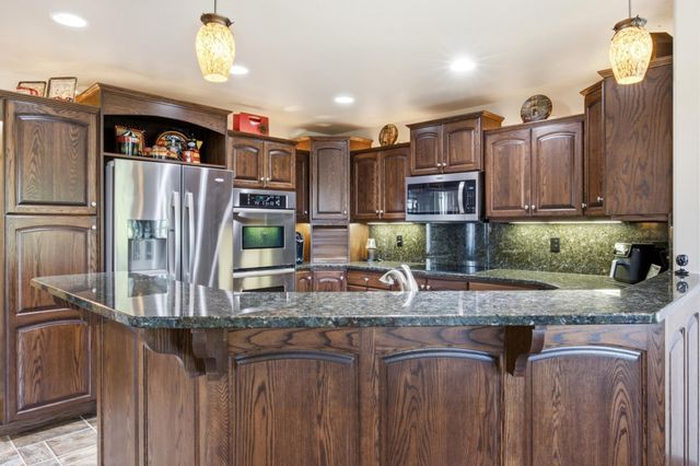 4219 50th Avenue S, Fargo, ND 58104