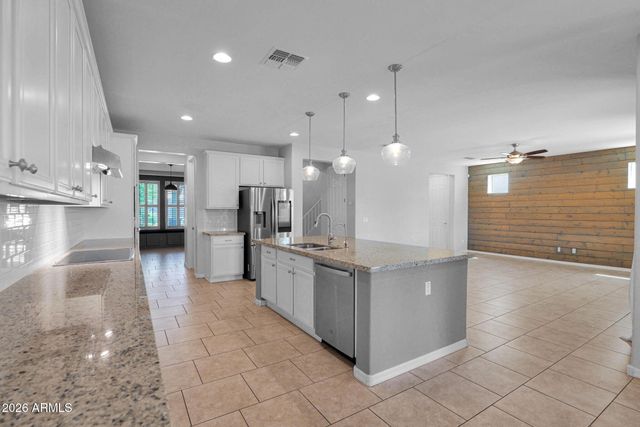 3647 E BLUE SPRUCE Lane, Gilbert, AZ 85298
