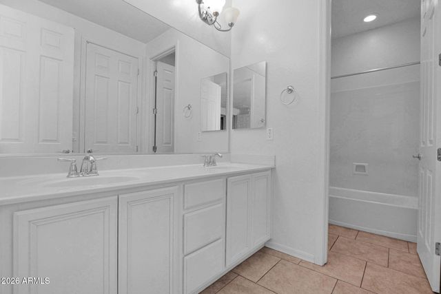3647 E BLUE SPRUCE Lane, Gilbert, AZ 85298