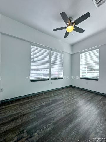 802 Montana St Apt 2, San Antonio, TX 78203