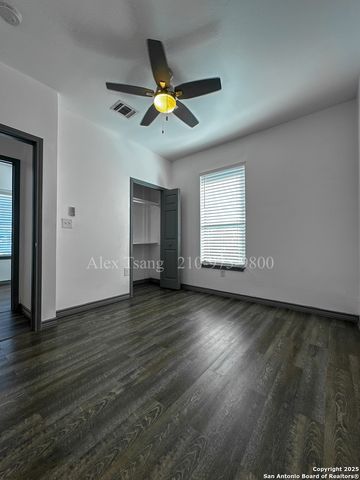 802 Montana St Apt 2, San Antonio, TX 78203