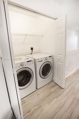 1998 NE 7th St 104, Deerfield Beach, FL 33441