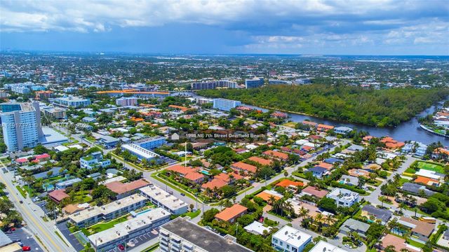 1998 NE 7th St 104, Deerfield Beach, FL 33441