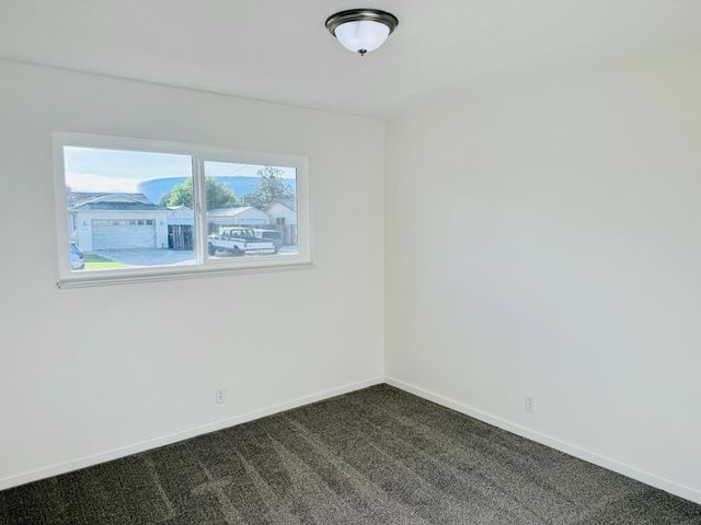 1514 Oro Grande St, Yuba City, CA 95993
