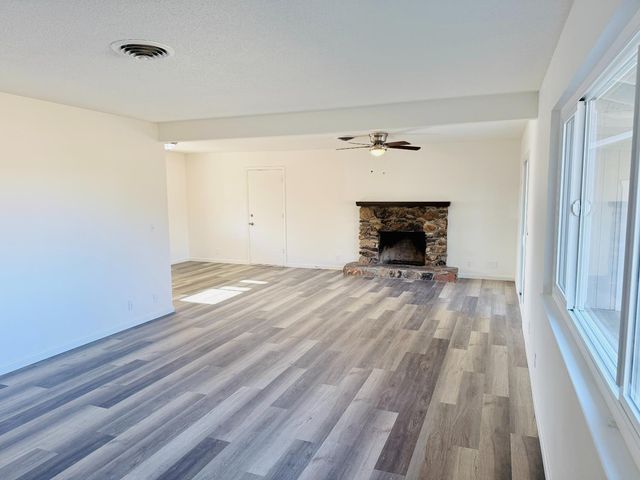 1514 Oro Grande St, Yuba City, CA 95993