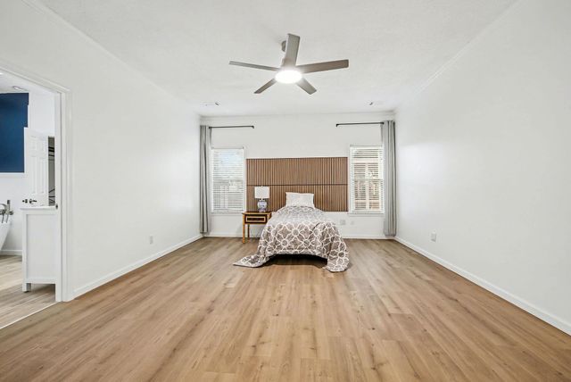 8431 BAZEMORE RD, Cordova, TN 38018